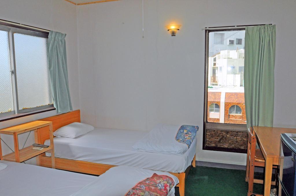 Yoshida Hotel Okinawa Szoba fotó